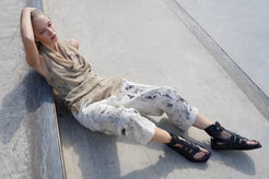 CROPPED PLEATED TAPERED PANTS 