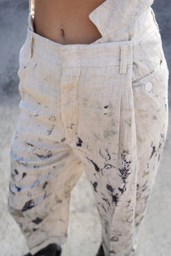 CROPPED PLEATED TAPERED PANTS 